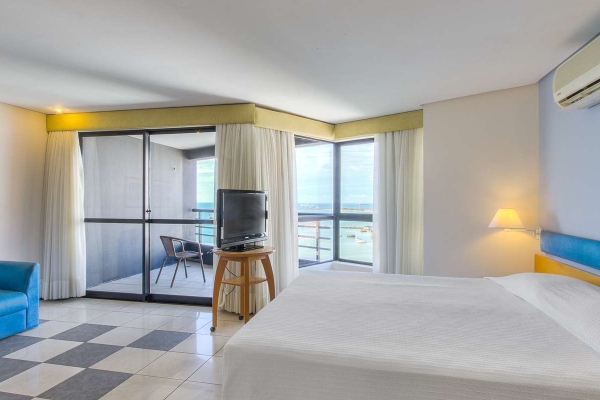 Iate Plaza Hotel